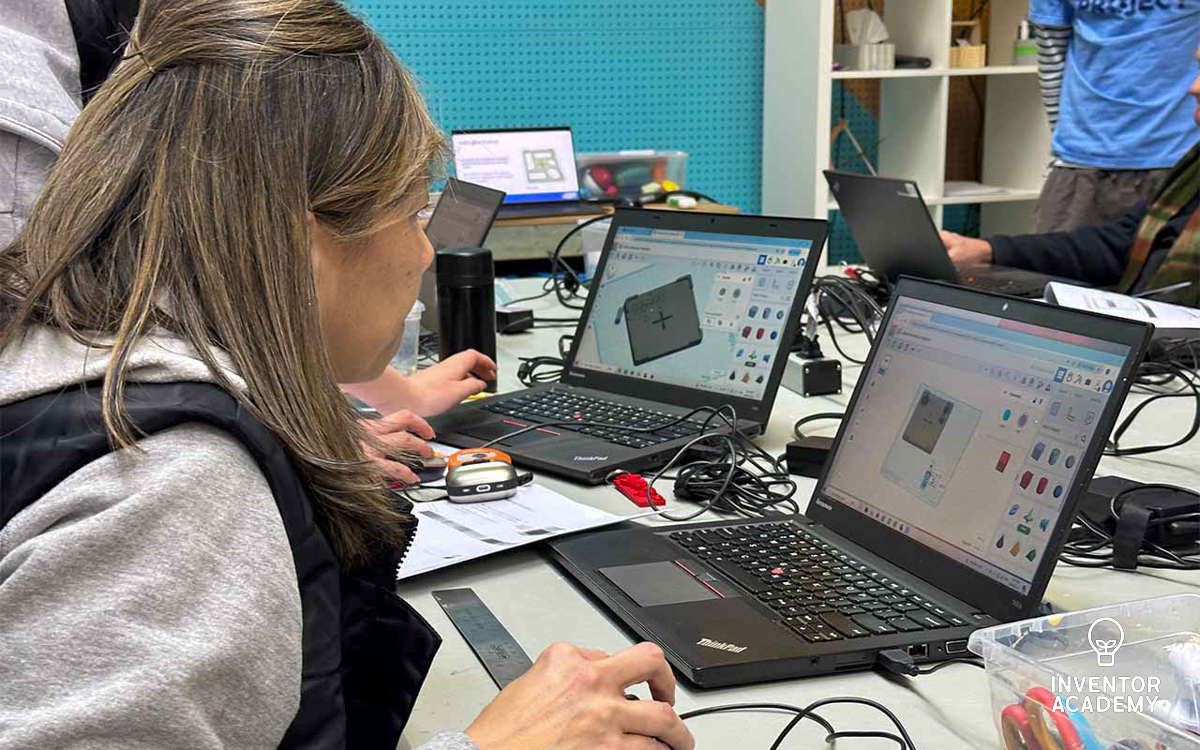 Older Adult 3D Printing 3-2